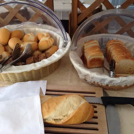 ホテル ラヴァレード