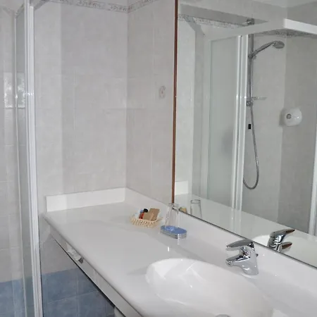 Hotel Lavaredo 3*