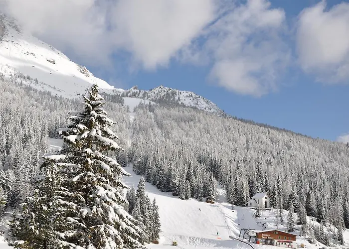 Lavaredo فندق 3*