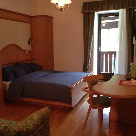 Hotel Lavaredo 3*