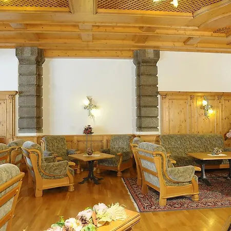 Lavaredo Hotel