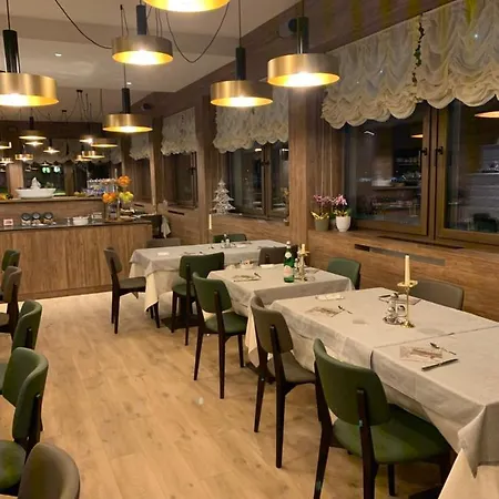Lavaredo Szálloda 3*